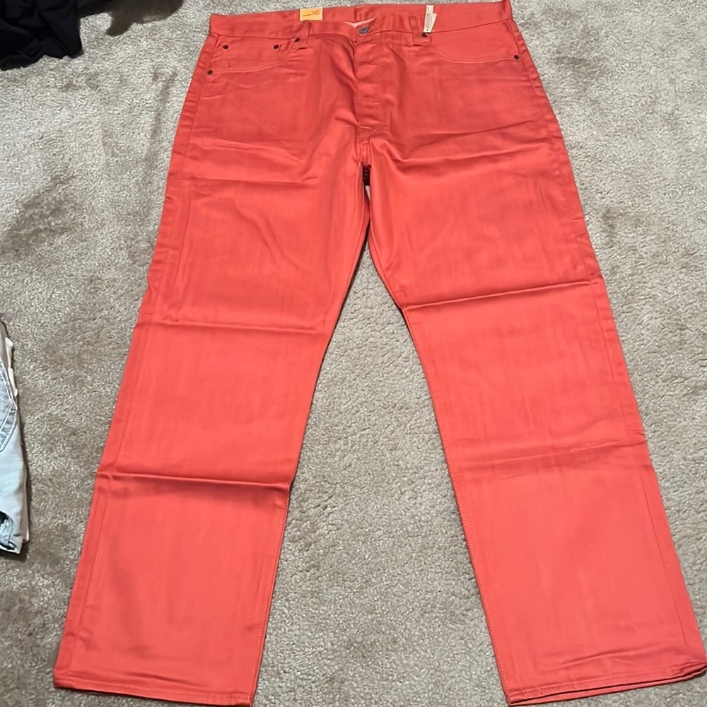 Brand new Red Levi jeans 501 size 42 / 32